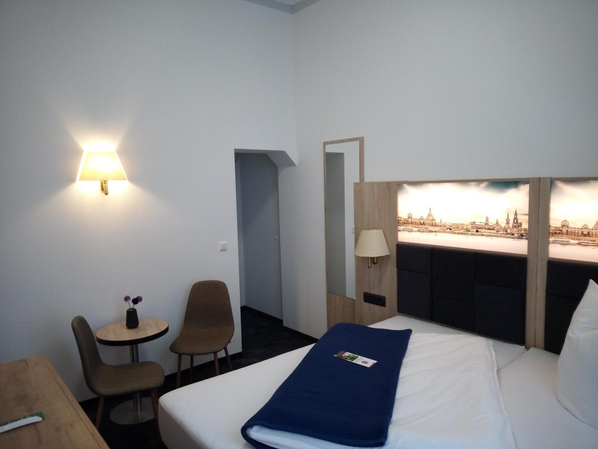 Hotel Zur Kulturweberei Finsterwalde Δωμάτιο φωτογραφία